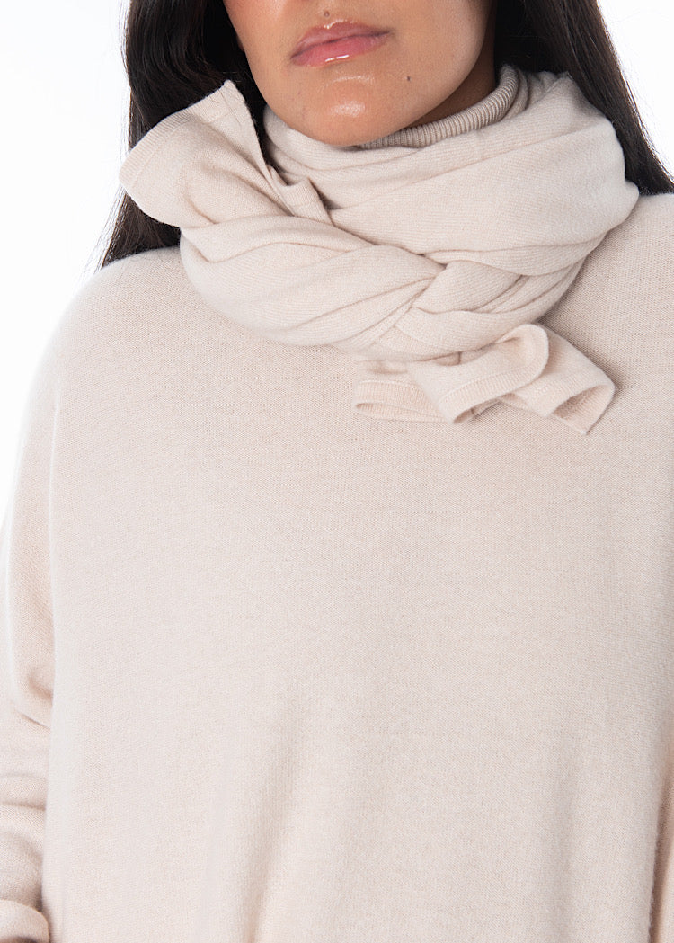 MANUELLE GUIBAL SCARF