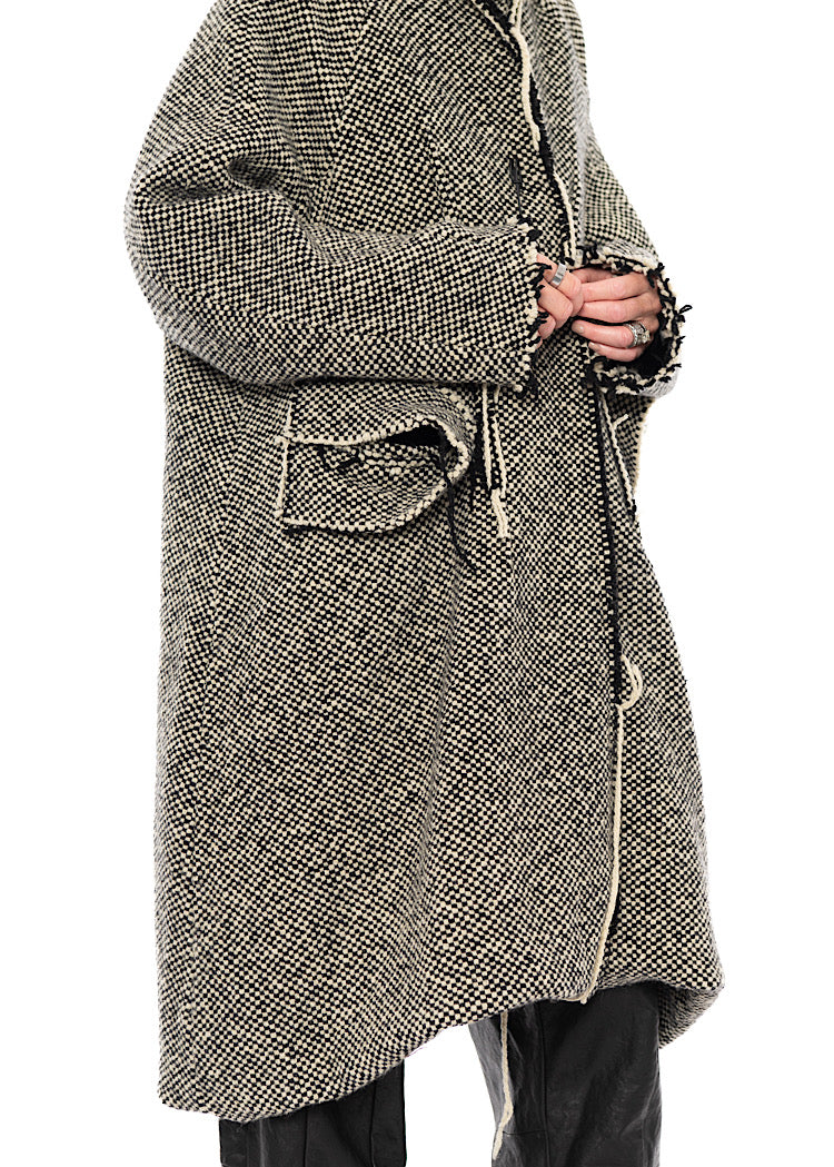 OVERSIZED DISTRESSED CHECK WOOL COAT