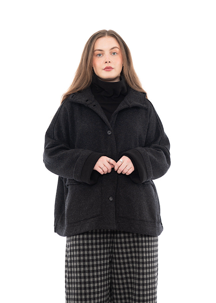 OVERSIZED HOODED WELL JACKET