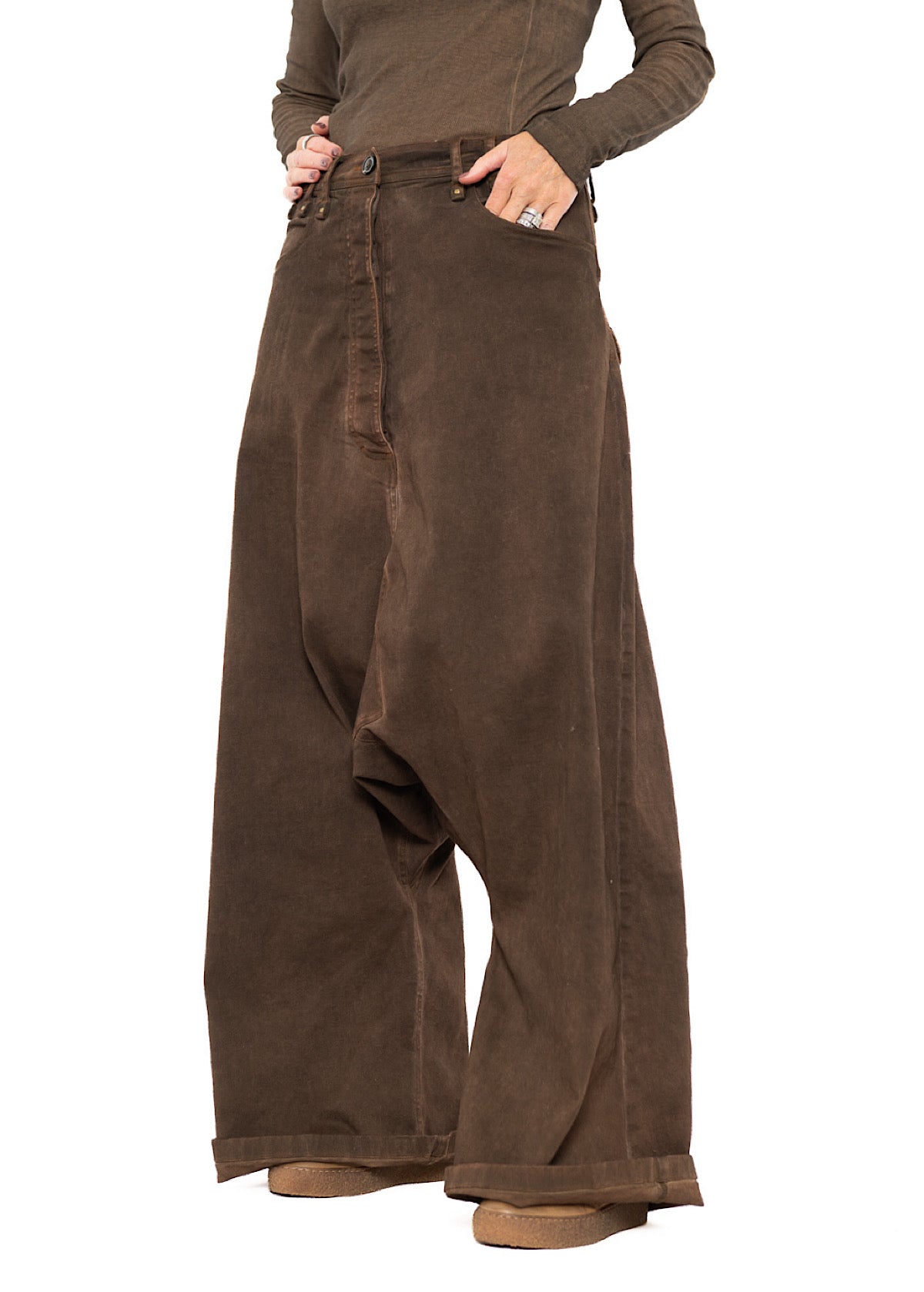 GARMENT-DYED OVERSIZED DENIM TROUSER