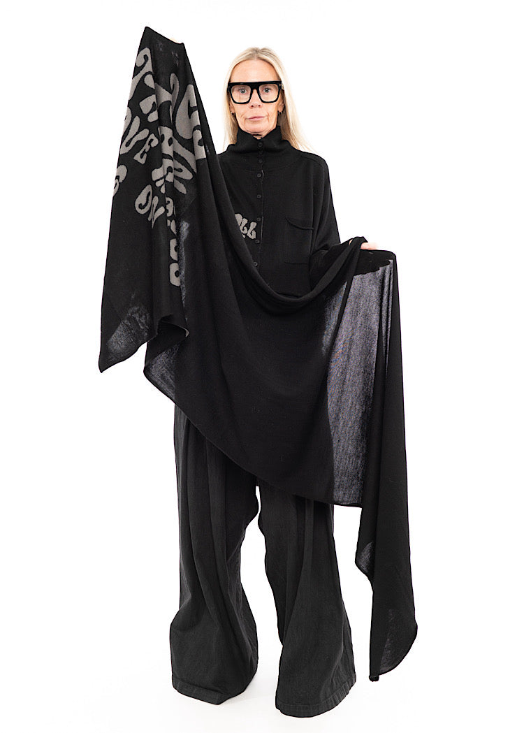 PRE-LOVED RUNDHOLZ BLACK LABEL CARDIGAN AND SCARF