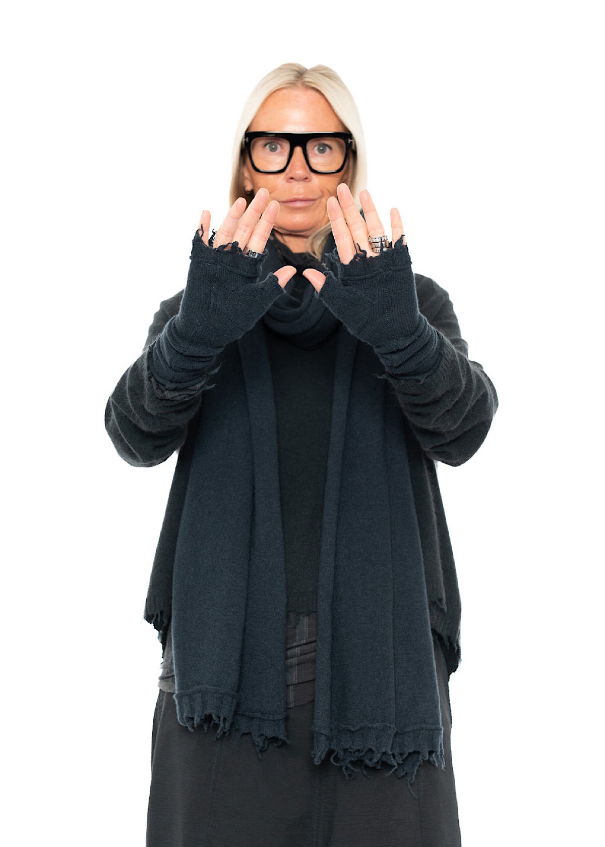 SIGNATURE CASHMERE FINGERLESS CUFF