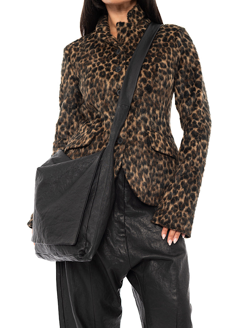 OVERSIZED LEATHER SHOULDER BAG
