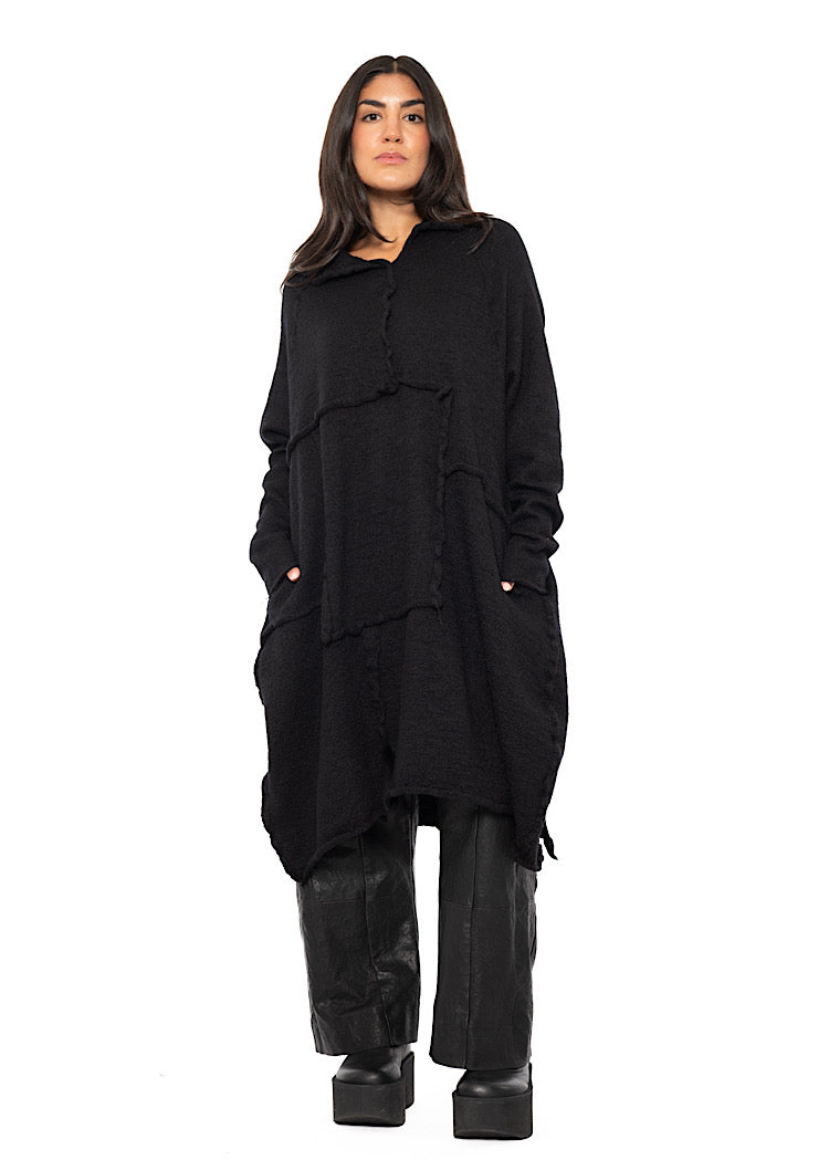 OVERSIZED WOOL KNITTED DRESS