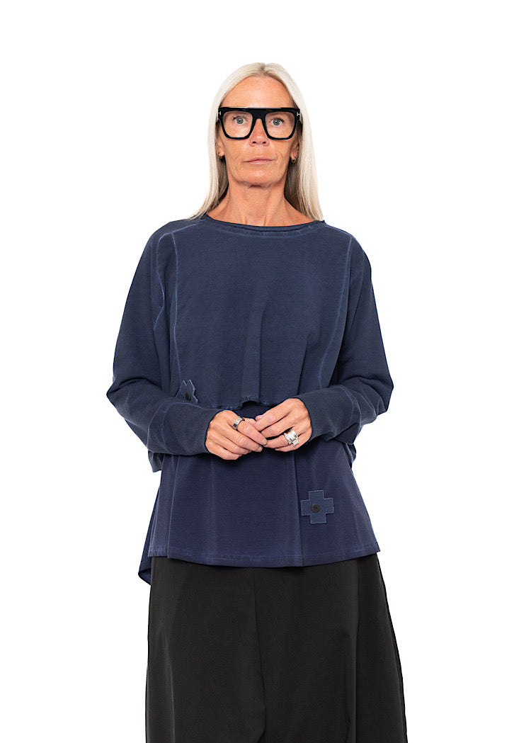CROPPED LENGTH DISTRESSED PULLOVER