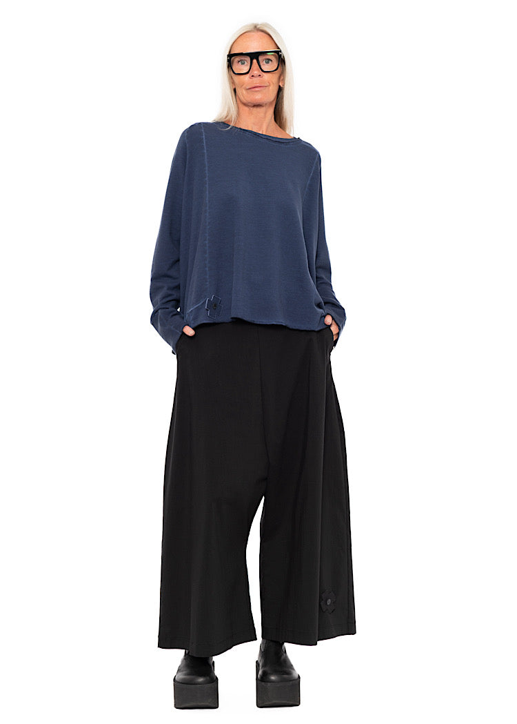 CLASSIC RELAXED BOXY PULLOVER