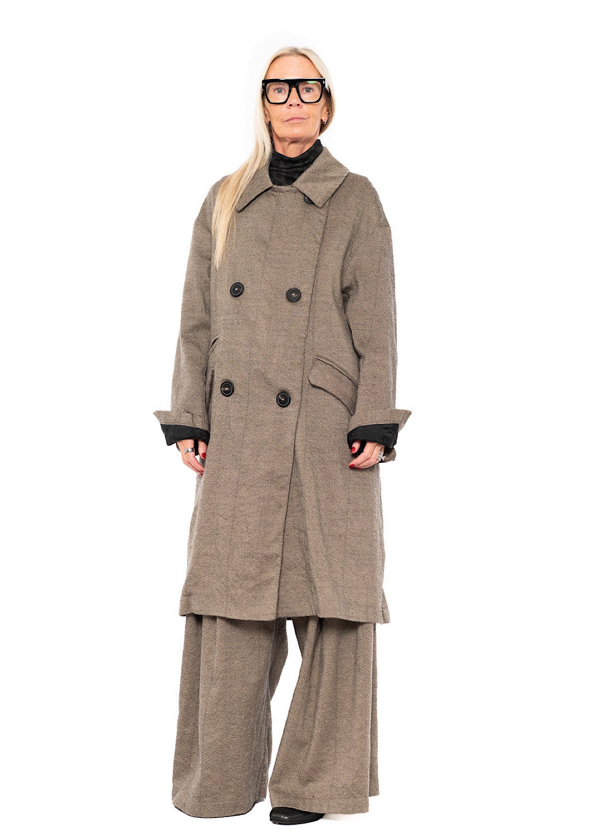 DOUBLE-BREASTED PINSTRIPE WOOL COAT