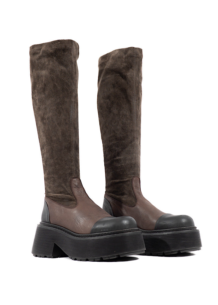 PRE-LOVED SORT AARHUS BOOT