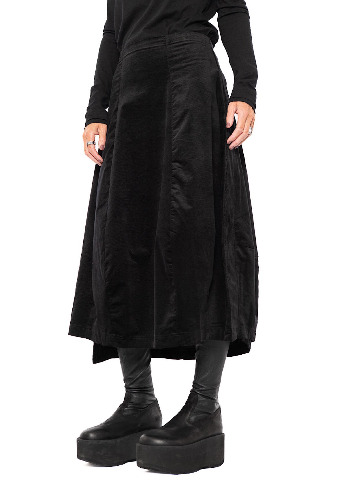 STRETCH-VELVET BALLOON SKIRT