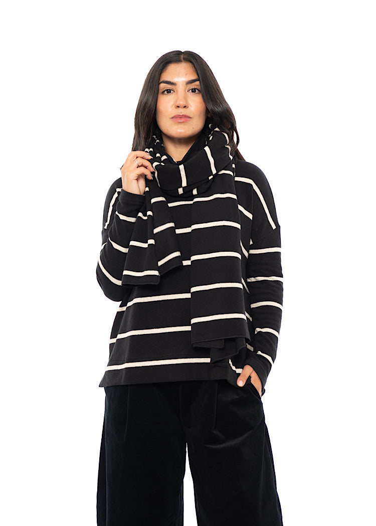 SIGNATURE STRIPED SEGOVIA SCARF