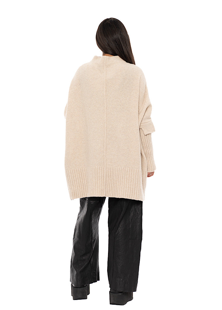 OVERSIZED KNITTED TUNIC