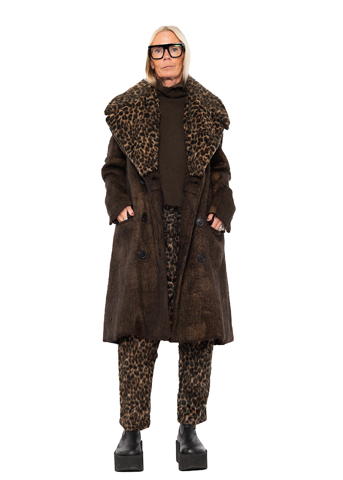 OVERSIZED LONG-HAIR WOOL COAT WITH DETACHABLE LEOPARD COLLAR