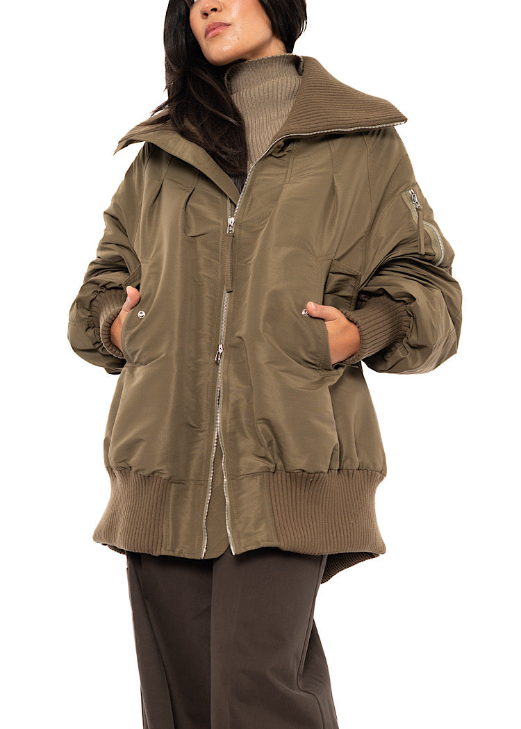 OVERSIZED PADDED BOMBER JACKET