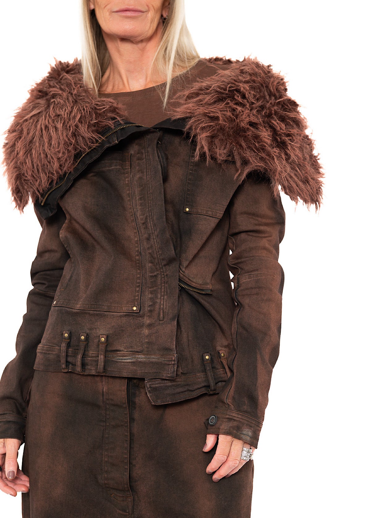 FITTED FAUX FUR-TRIM DENIM JACKET