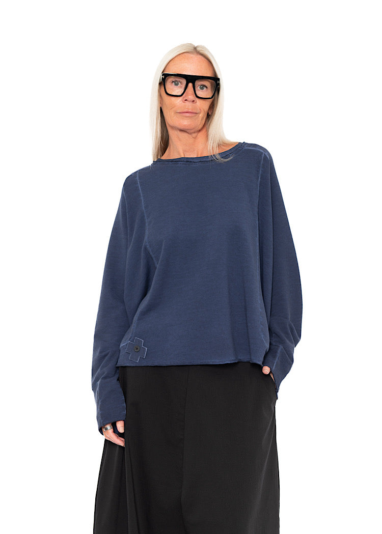 CLASSIC RELAXED BOXY PULLOVER