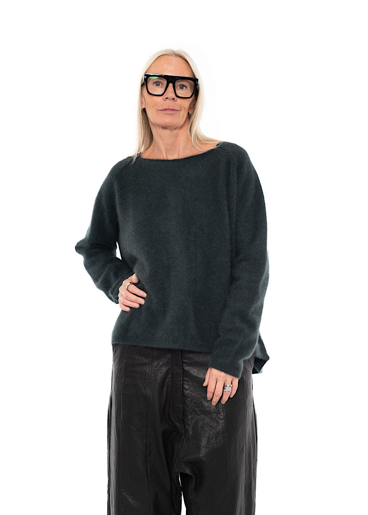 SIGNATURE RACCOON HAIR KNIT