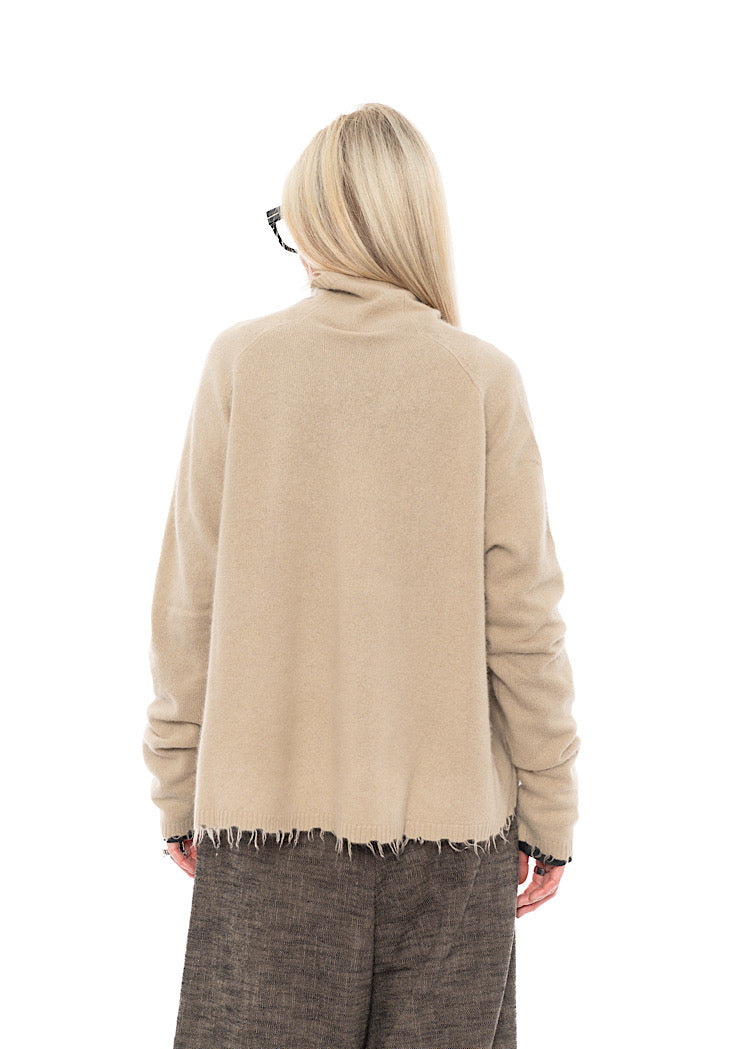 SIGNATURE MERINO RACCOON KNIT
