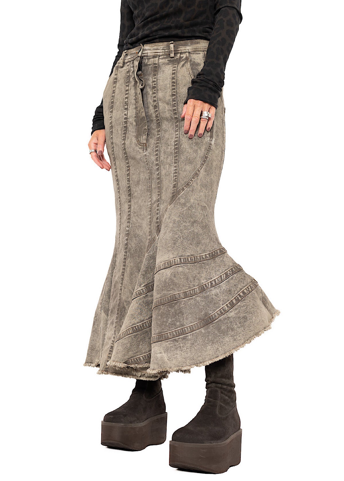 FISHTAIL STRETCH DENIM SKIRT