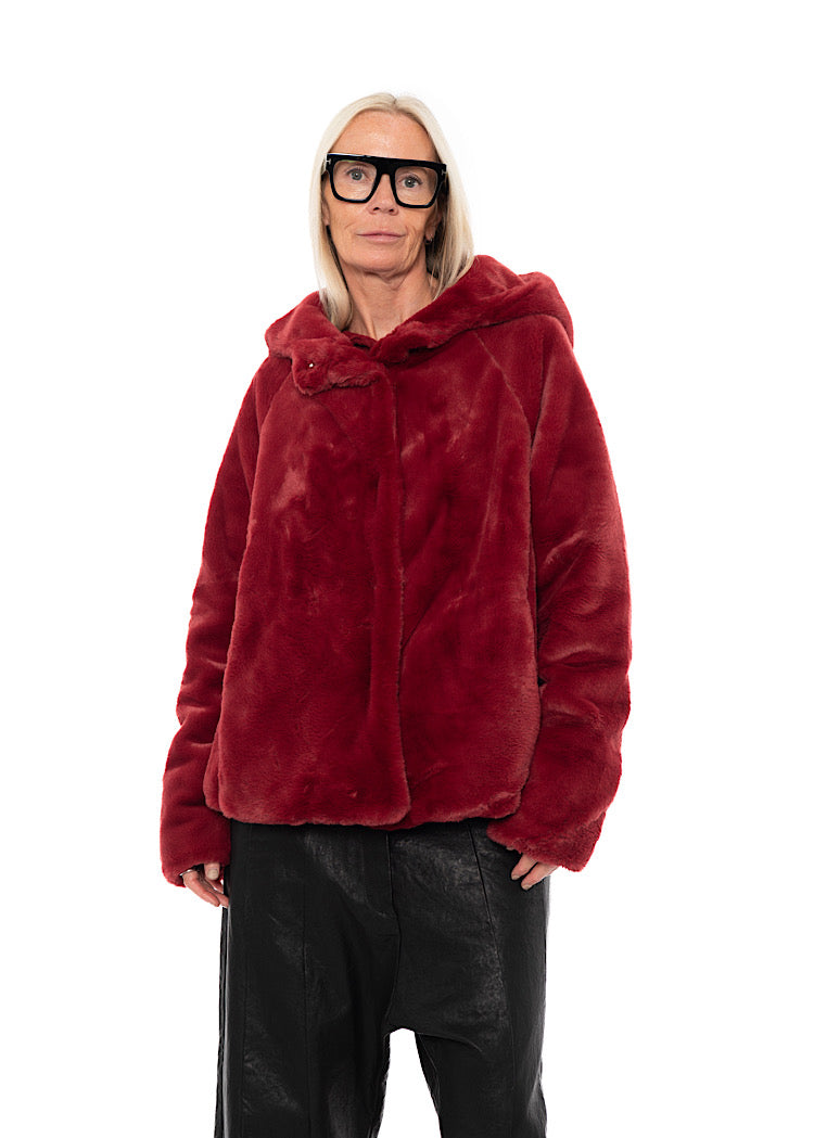 CROPPED HOODED FAUX FUR JACKET