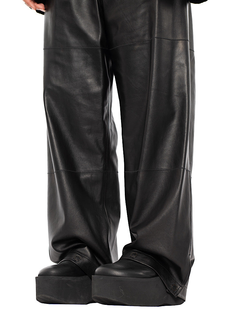 RELAXED WIDE LEG LEATHER TROUSER