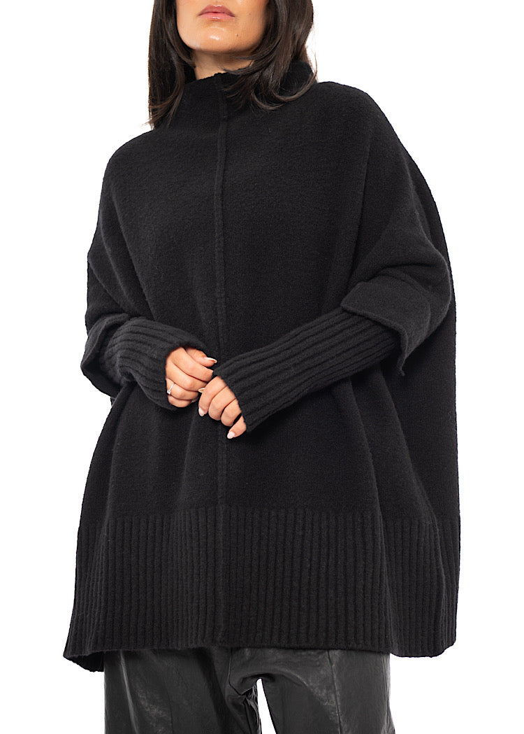 OVERSIZED KNITTED TUNIC