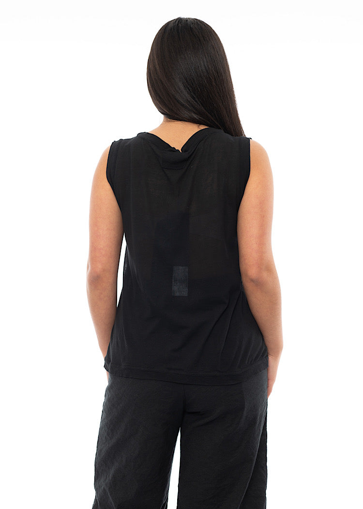 AEQUAMENTE SLEEVELESS VEST