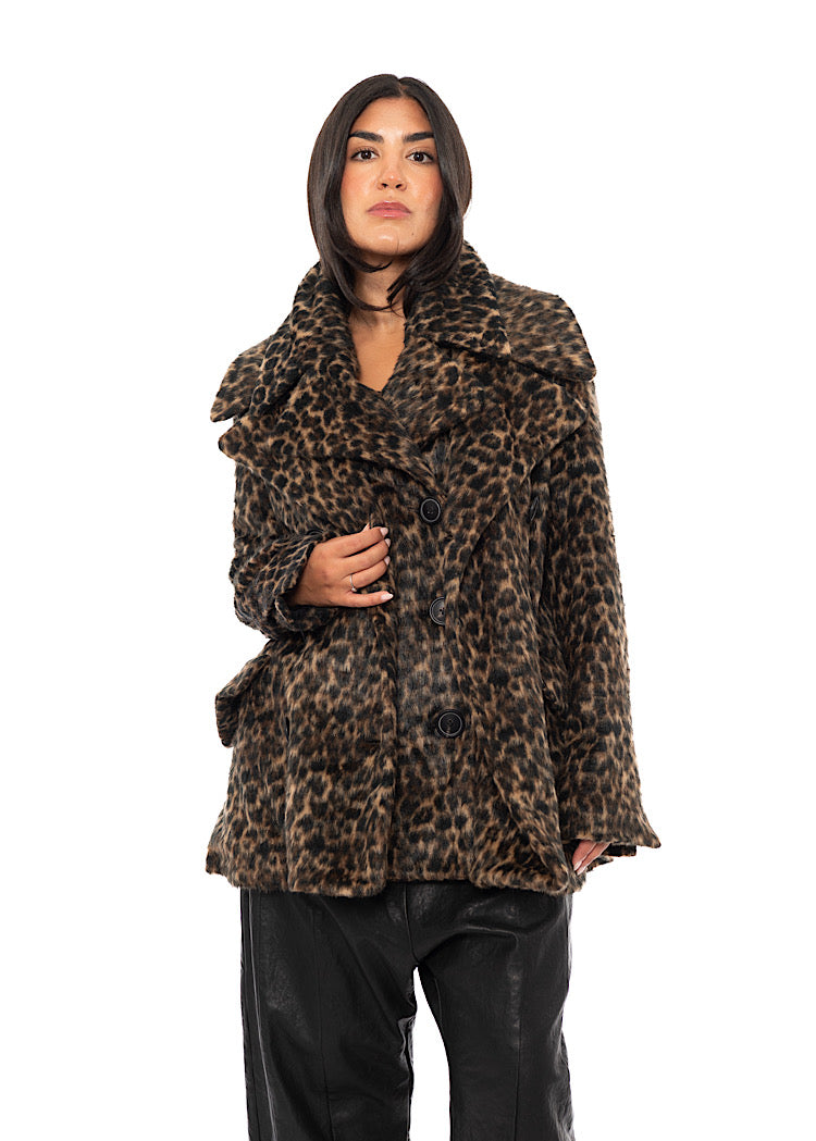 LEOPARD FAUX FUR COAT
