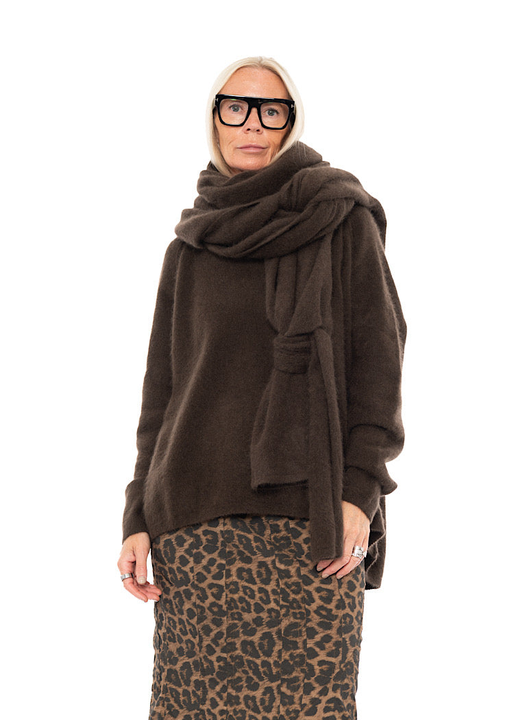 SIGNATURE RACCOON HAIR SCARF
