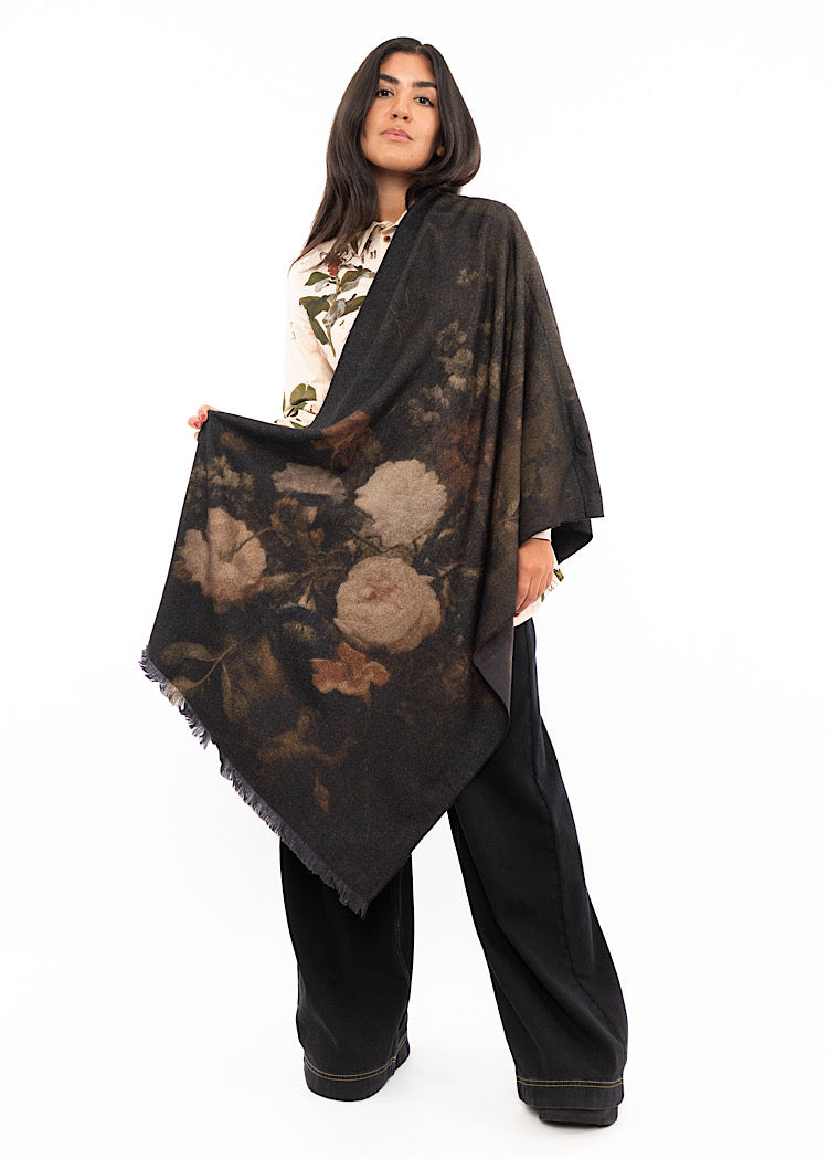 ALEKSANDR MANAMIS SCARF