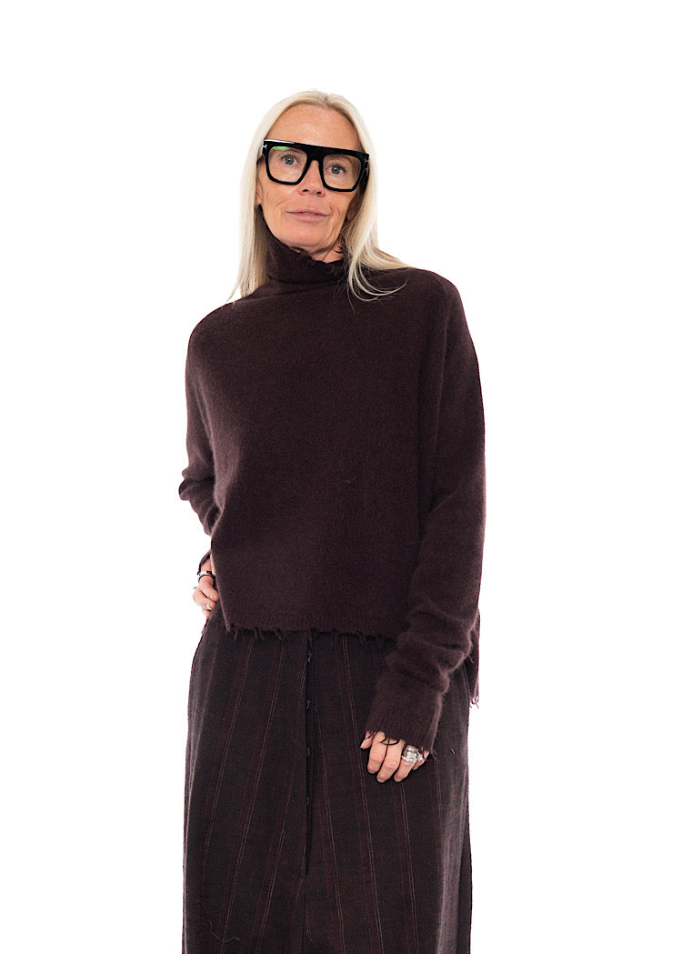 SIGNATURE MERINO RACCOON KNIT