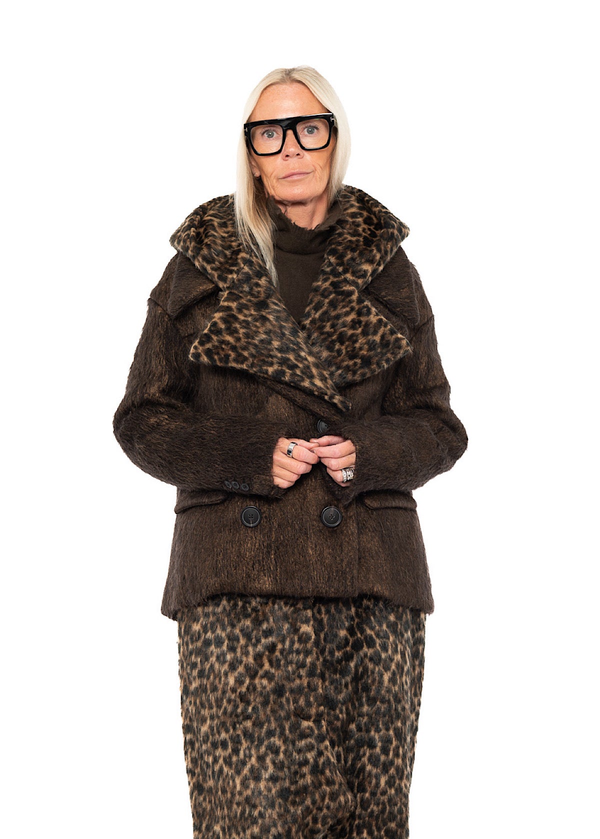 OVERSIZED LONG-HAIR WOOL JACKET WITH DETACHABLE LEOPARD COLLAR