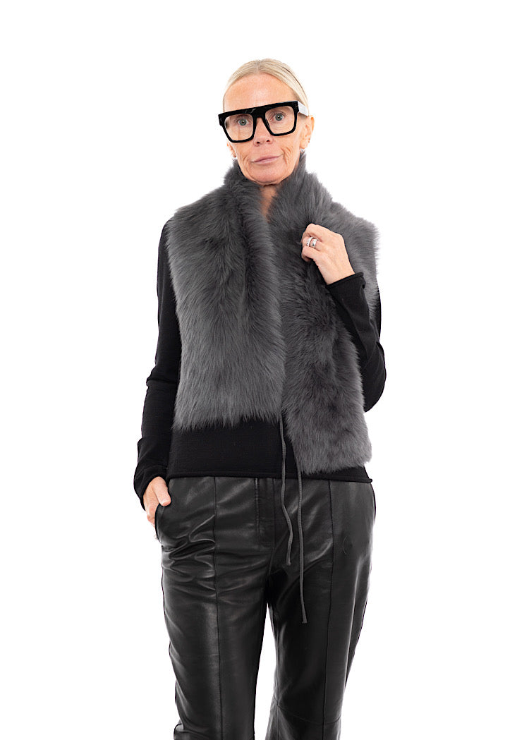 DOM GOOR FUR SCARF