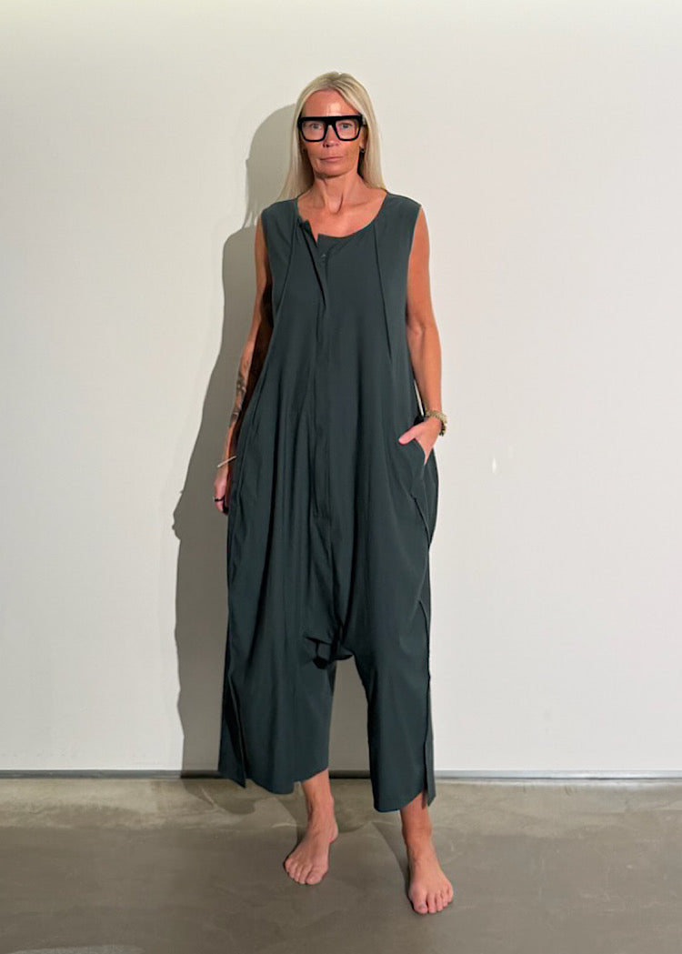 PRE-ORDER RUNDHOLZ BLACK LABEL OVERALL *OFF WHITE* (Shown in TREE)