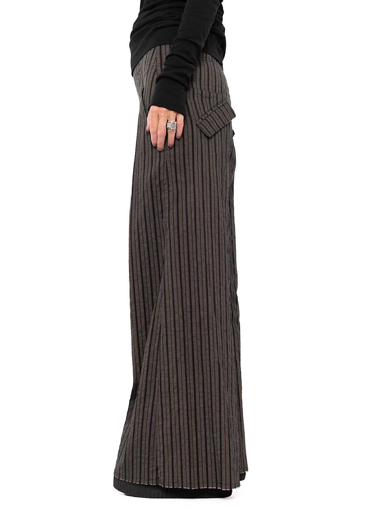 STRIPED FLARED WIDE-LEG TROUSER