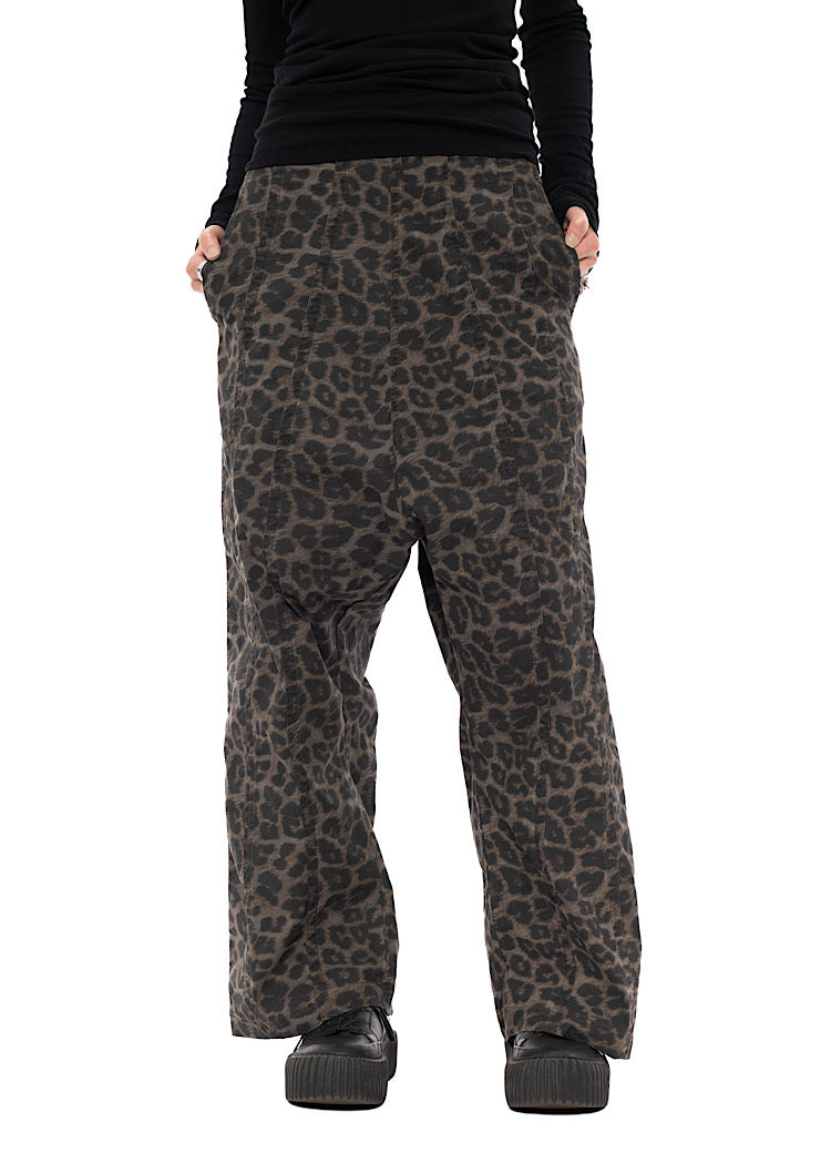 LEOPARD PRINT DROP CROTCH TROUSER