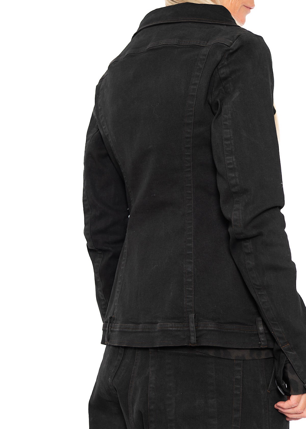 FITTED STRETCH DENIM JACKET