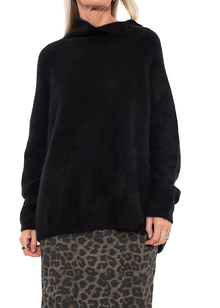 SIGNATURE RACCOON FUNNEL NECK KNIT