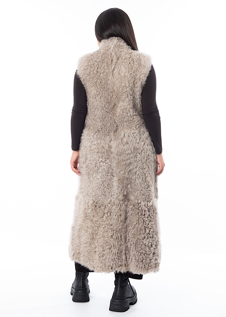 DOM GOOR LONG SHEARLING GILET