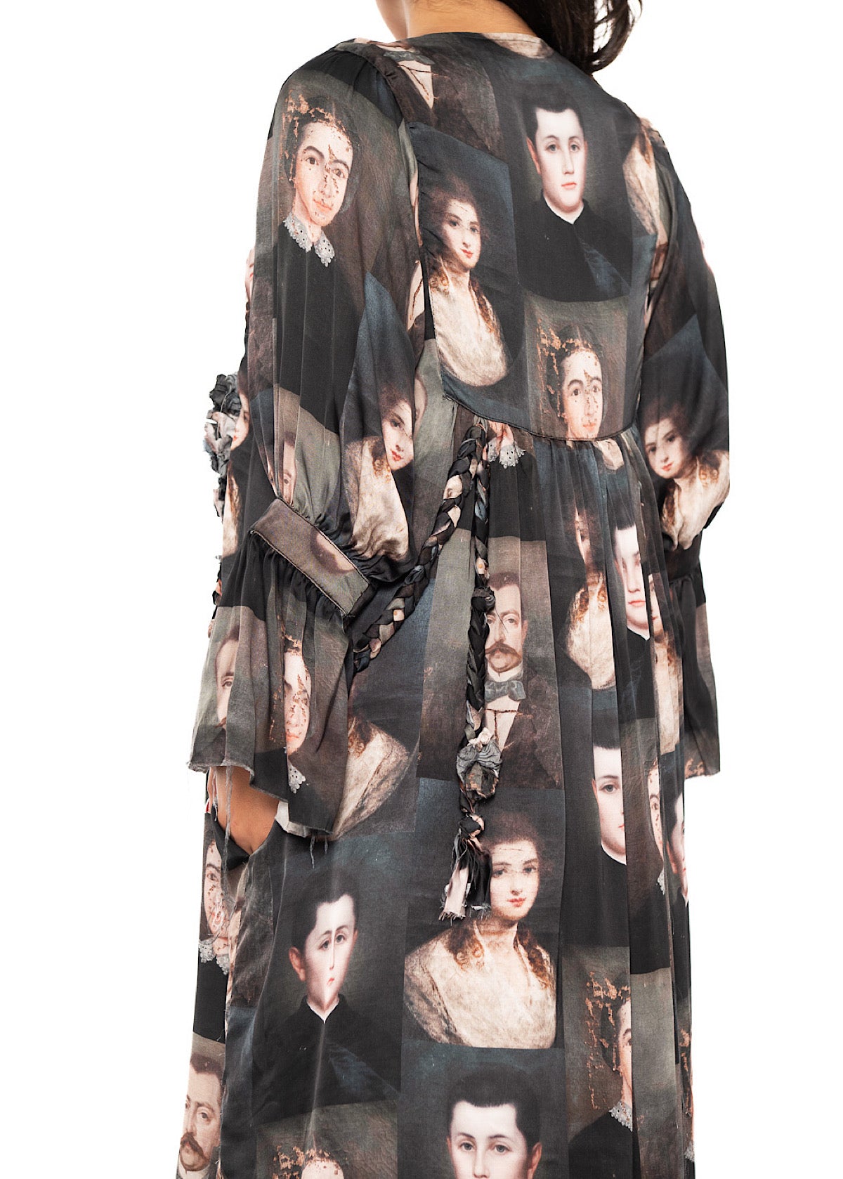 PORTRAIT PRINTED SILK DRESS