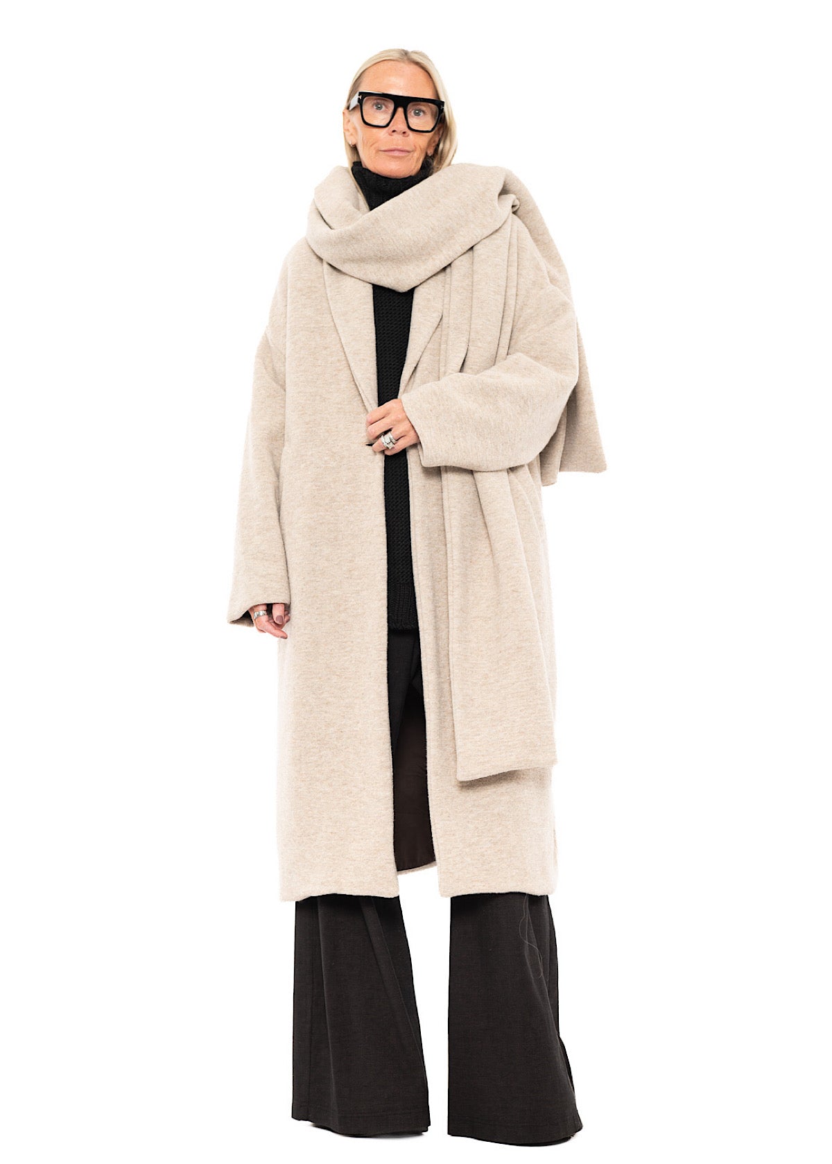 WOOL-BLEND COAT WITH SCARF