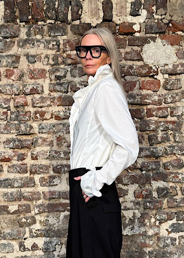 WIRED RUFFLE COTTON SHIRT *BLACK* (SHOWN IN OFF-WHITE)