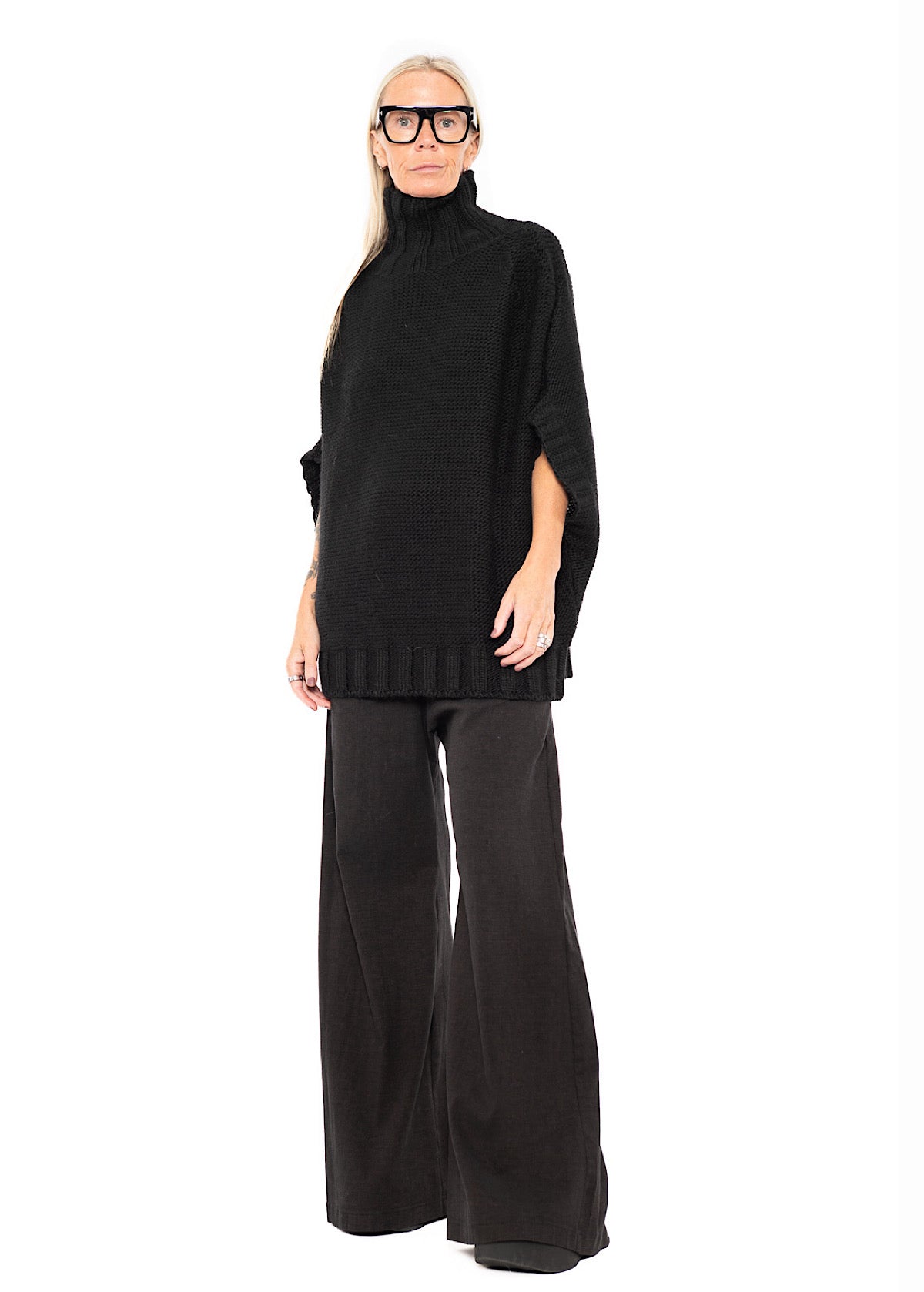 HIGH NECK KNITTED PULLOVER