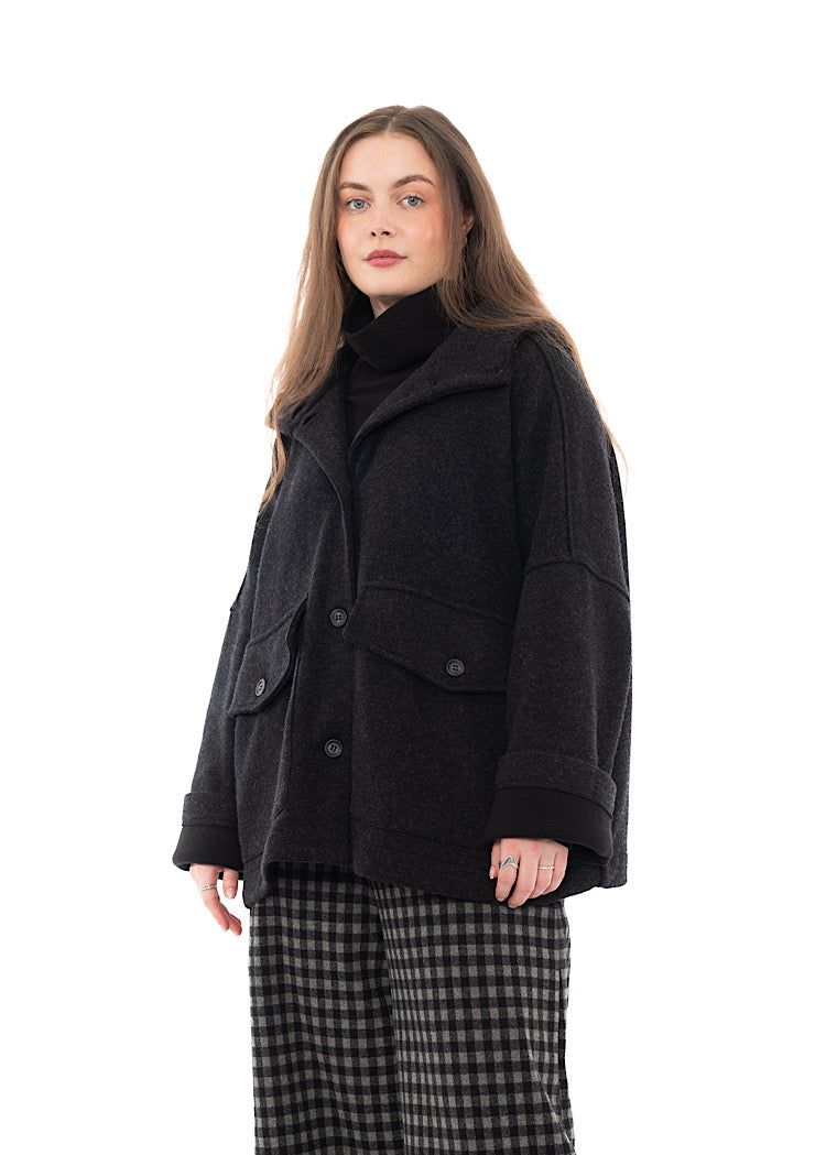 OVERSIZED HOODED WELL JACKET