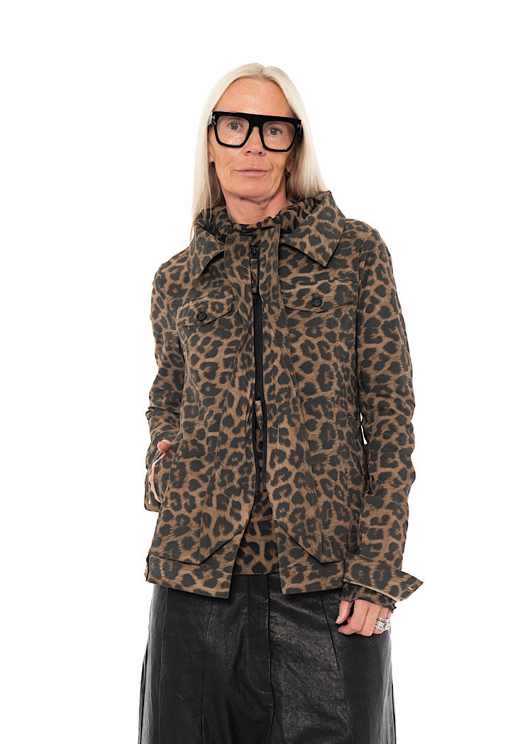 LEOPARD PRINT STRETCH JACKET