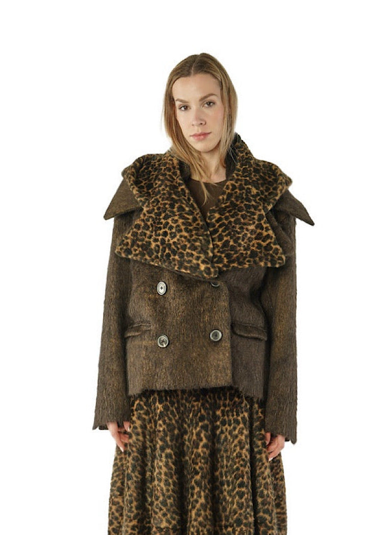 OVERSIZED LONG-HAIR WOOL JACKET WITH DETACHABLE LEOPARD COLLAR