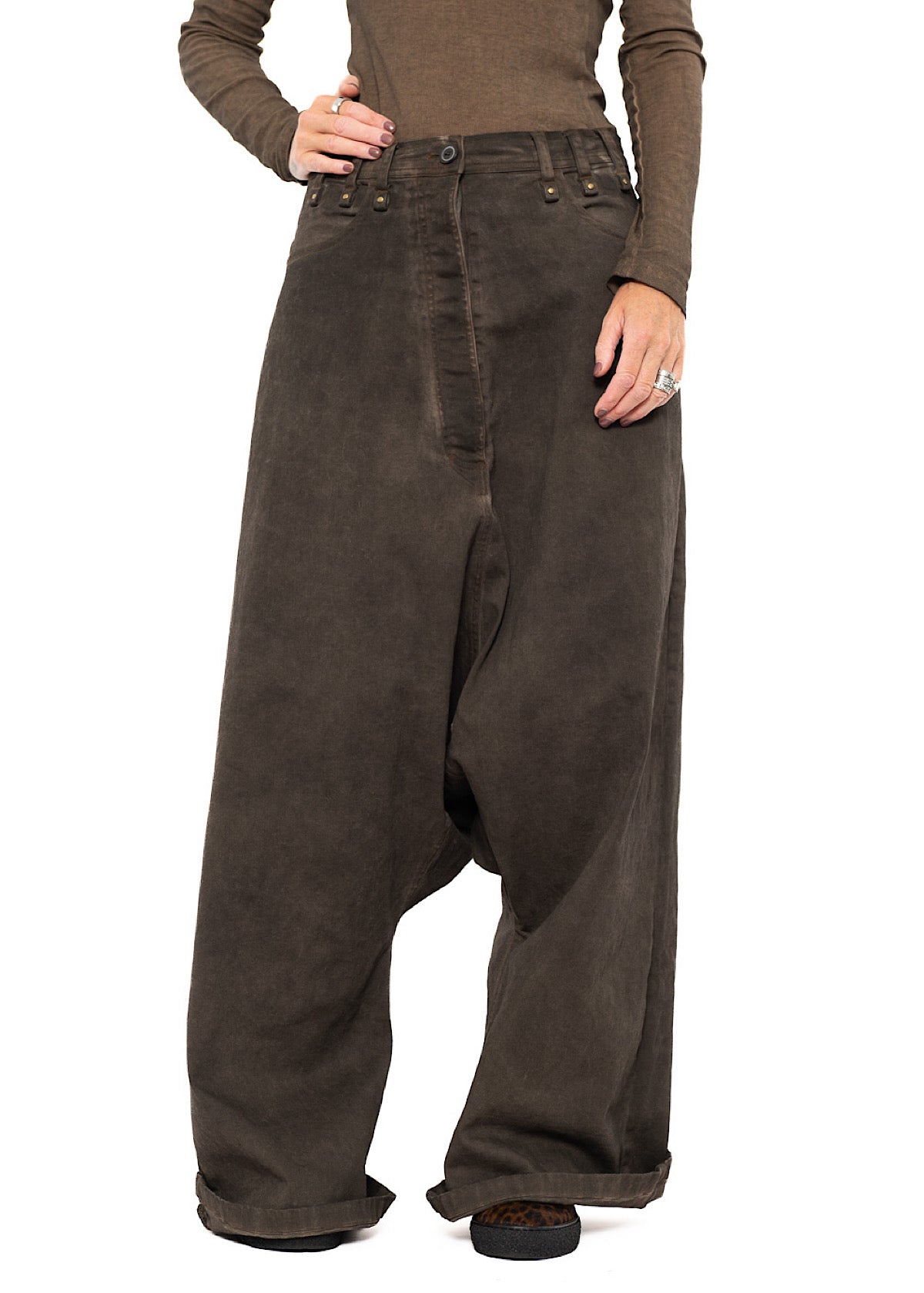 GARMENT-DYED OVERSIZED DENIM TROUSER