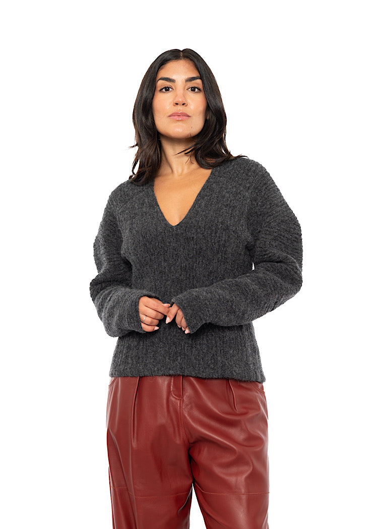 SCULPTURAL ALPACA WOOL BLEND PULLOVER