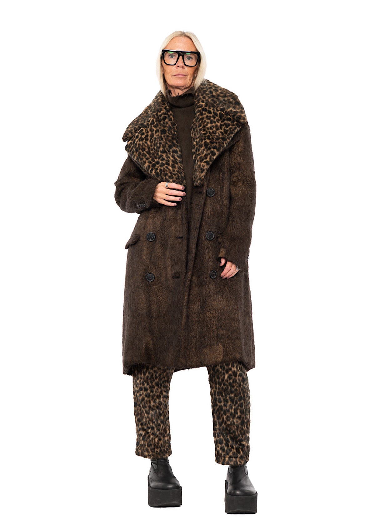 OVERSIZED LONG-HAIR WOOL COAT WITH DETACHABLE LEOPARD COLLAR