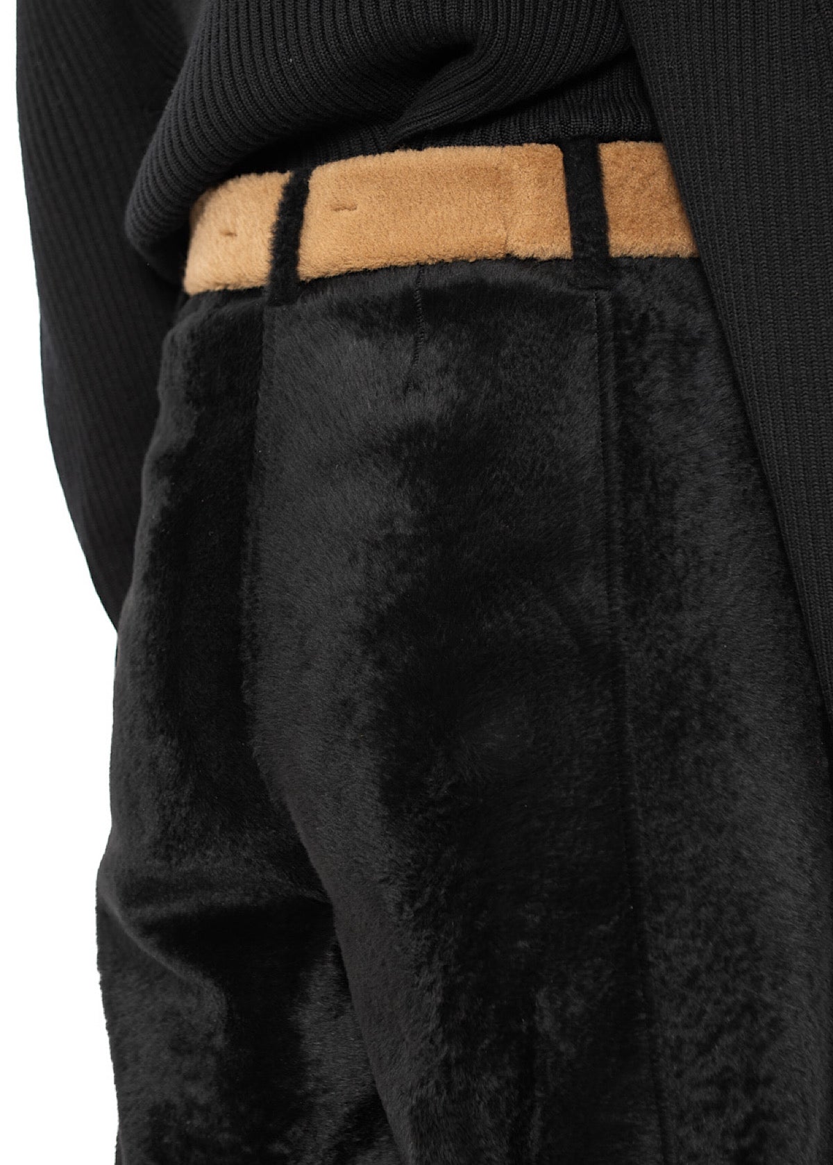 FUR-FINISHED LEATHER BELT