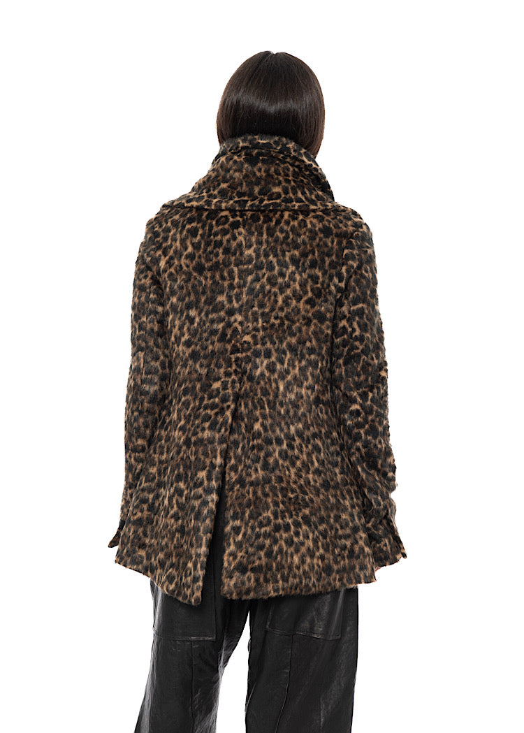 LEOPARD FAUX FUR COAT